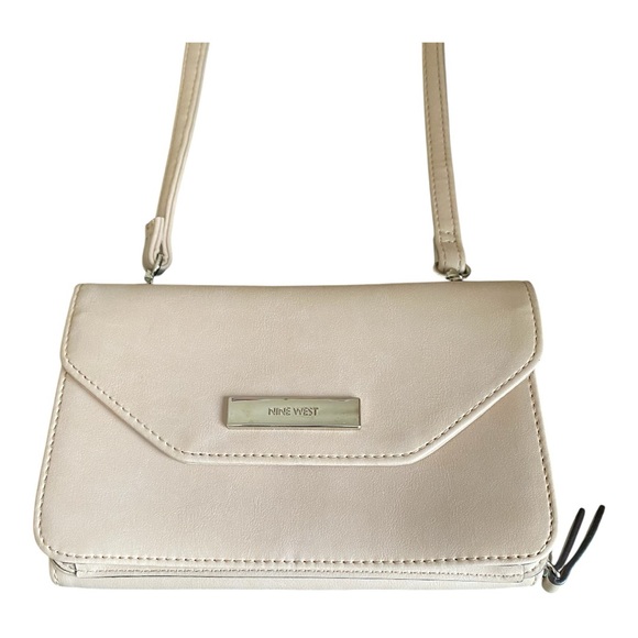 Nine West Crossbody Bag Beige/Pale Pink Adjustable Strap Purse EUC - Picture 11 of 14
